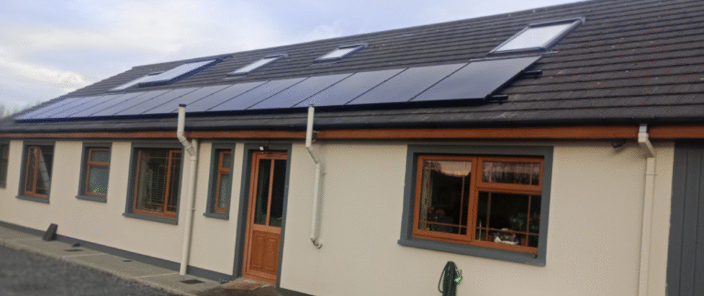 Solrmount installation with ALL Black panels.